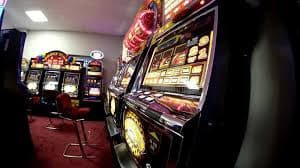 Dasbor pertandingan Wild Rift forza77 menampilkan jadwal, tim, dan opsi taruhan